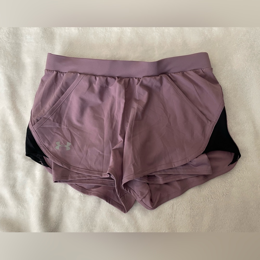 NWOT Under Armour Mauve HeatGear Shorts Size Medium
